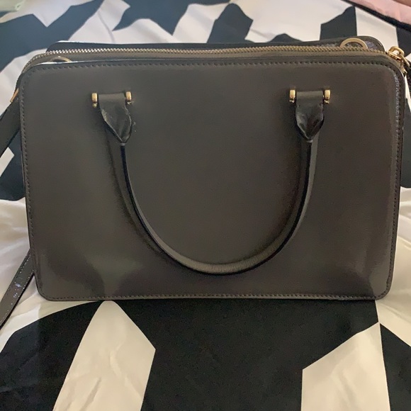 Kate Spade purse with Crossbody strap - Picture 4 of 16